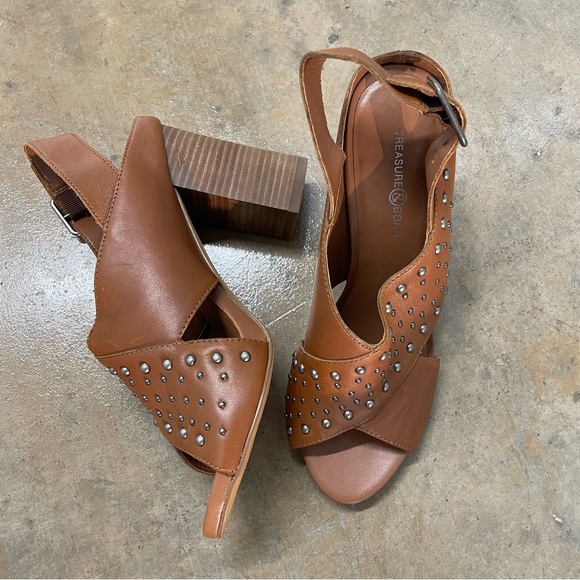 Treasure & Bond Paxon Studded Sandal Heel - Picture 6 of 12